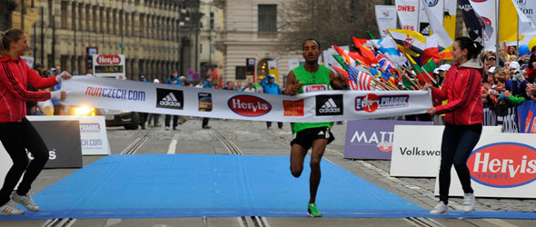 Atsedu Tsegay wins Prague Half Marathon 2012
