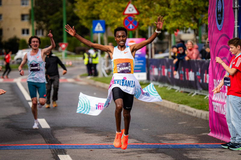 Khairi Bejiga wins 2025 tRUNsylvania 10K