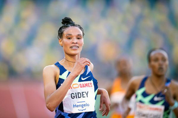 Letesenbet Gidey sets 10000m record